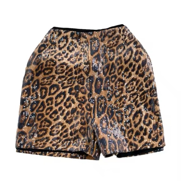 Leopard Shorts - Picture 1 of 3